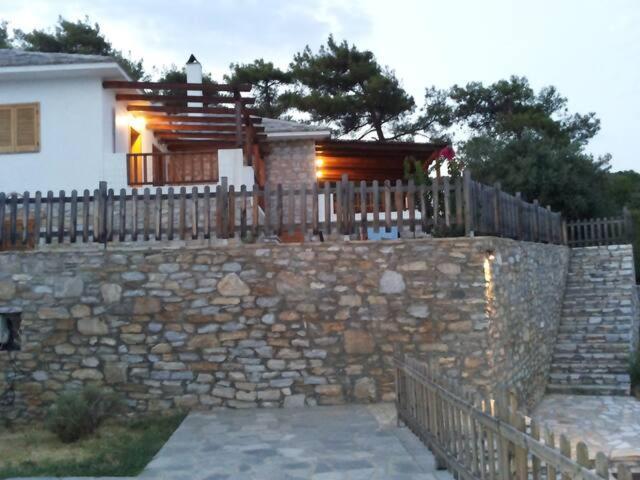 דירות Aliki House מראה חיצוני תמונה