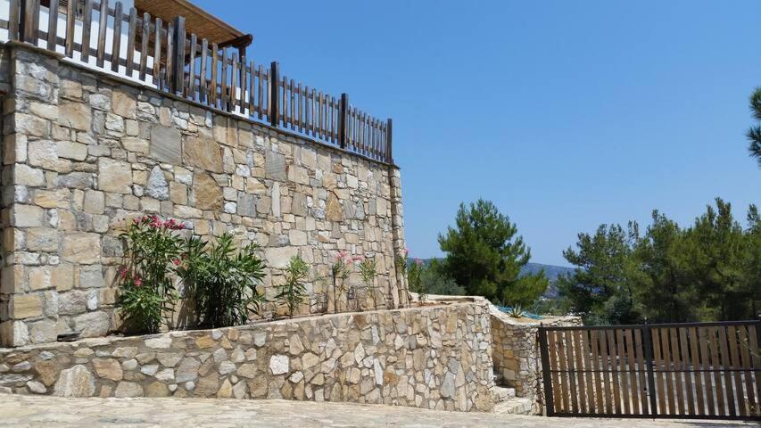 דירות Aliki House מראה חיצוני תמונה